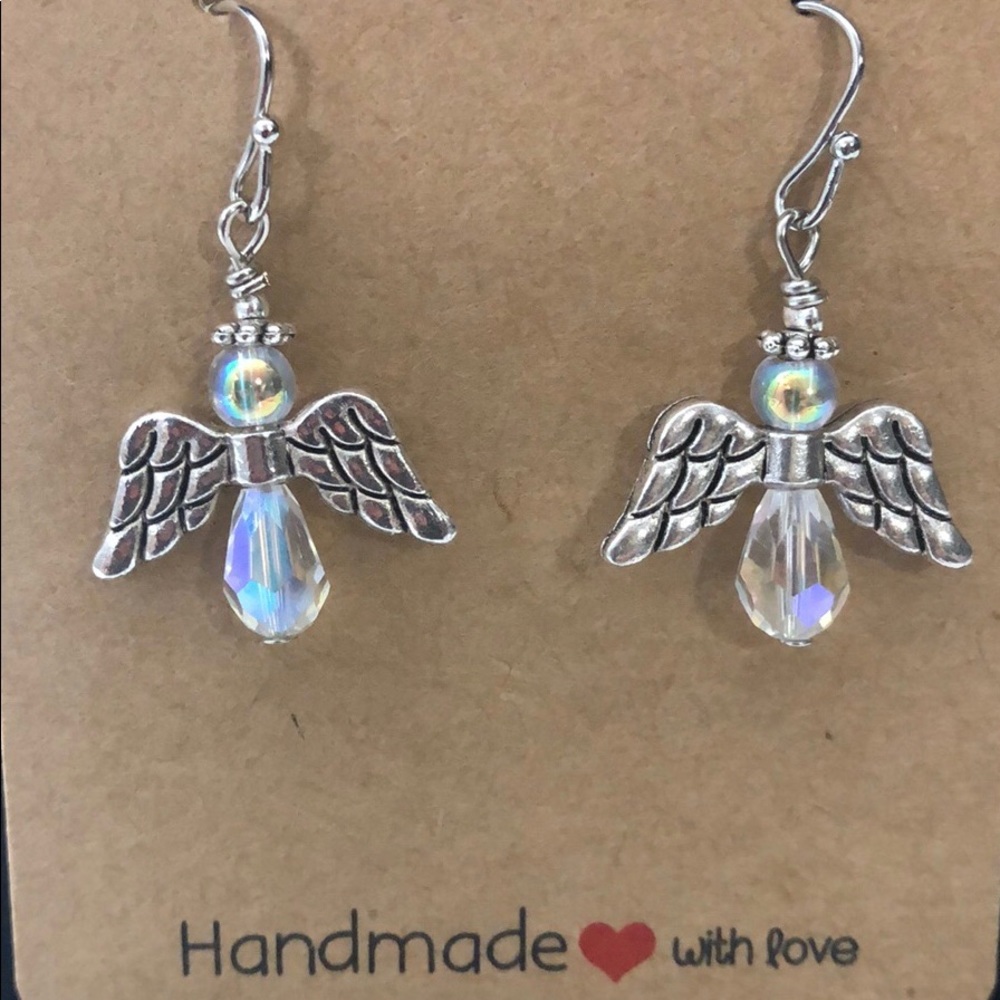 ANGEL EARRING WITH DOT FISH HOOK